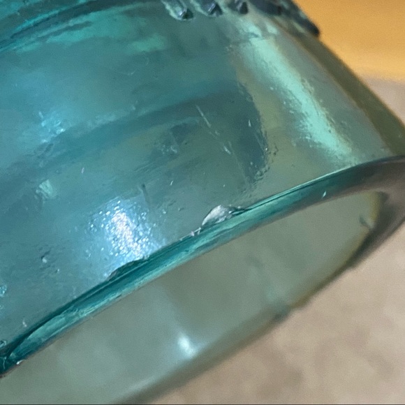 Vintage HC & Co Aqua Green Beehive Glass Insulator Marked “H” - Picture 12 of 12